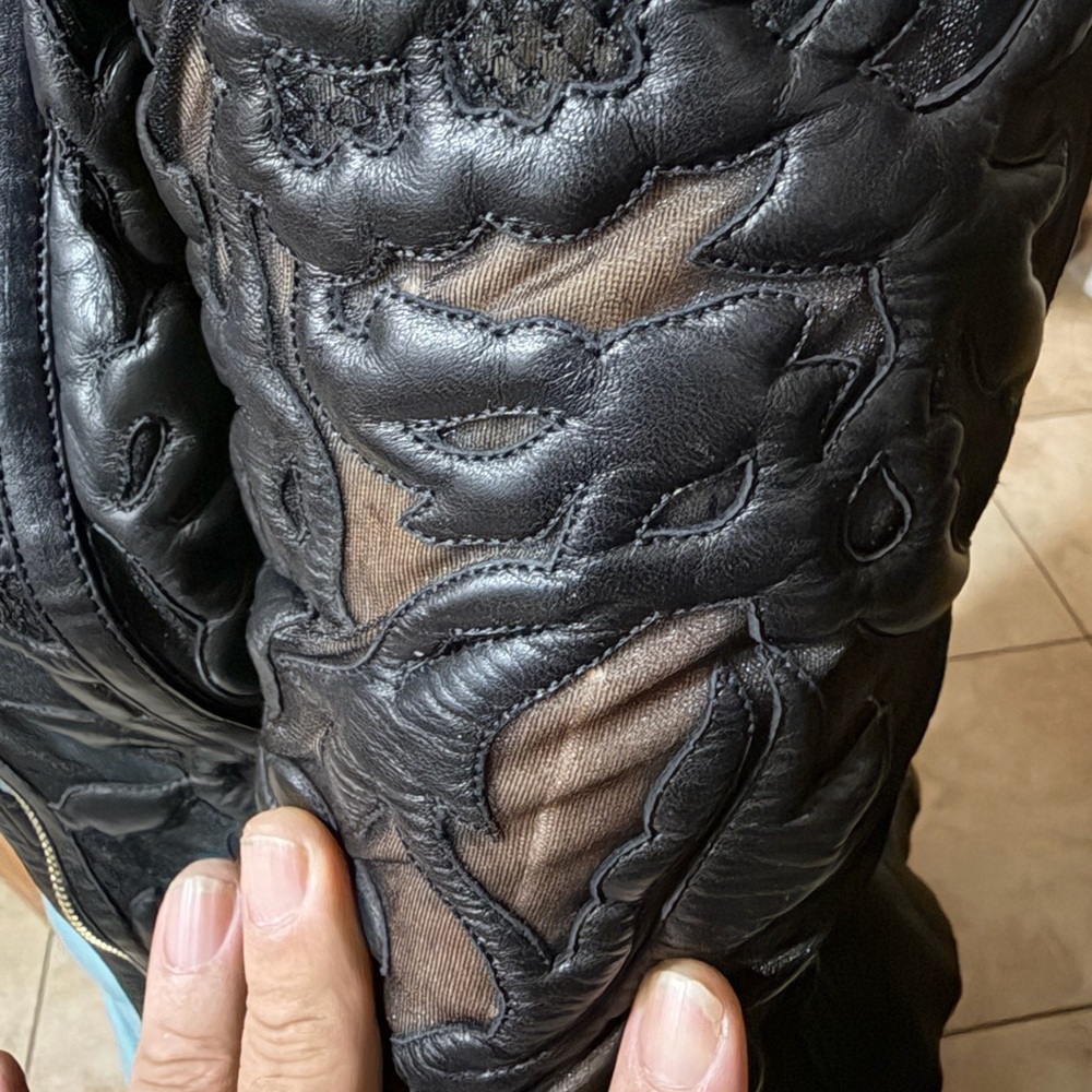 Jitrois Black Leather -Cotton -Netting Blend Jacket. It’s absolutely gorgeous! - Picture 4 of 5